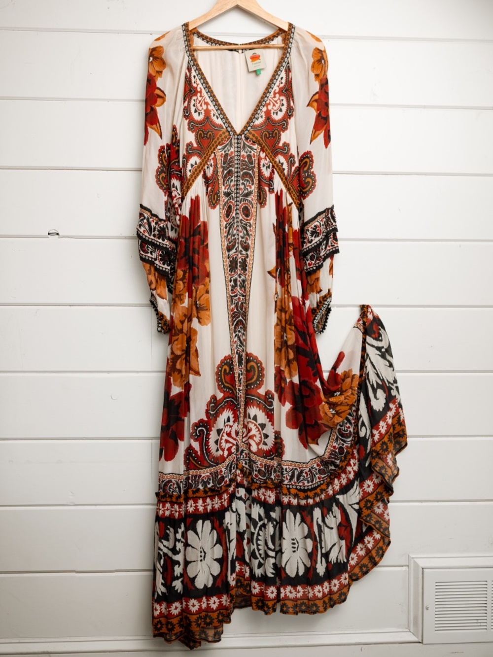 ✨ STUNNING FARM Rio statement maxi ~ Size L ~ Retail $315 ✨